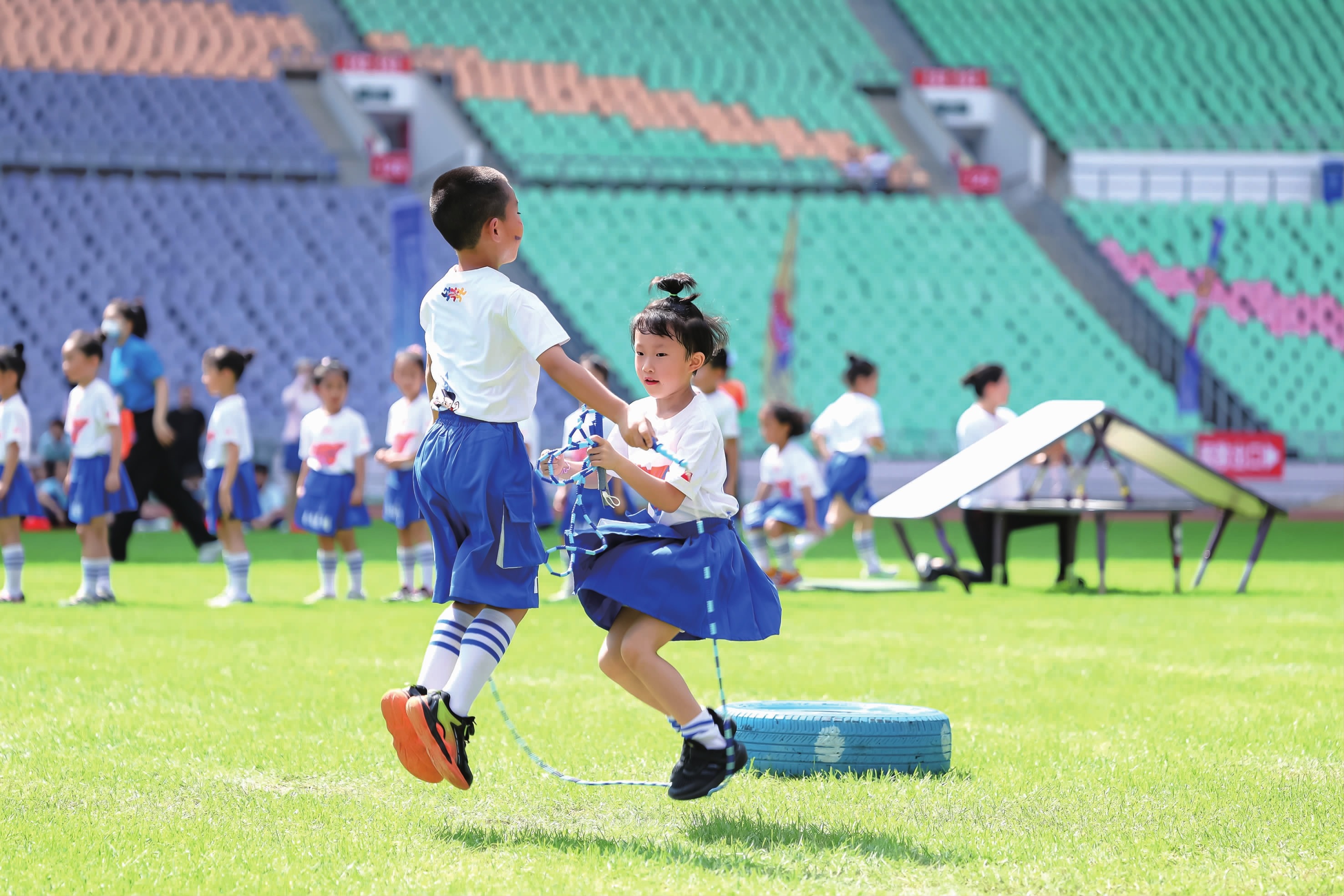 韩国羽球女神竟刚退役就投奔宿敌 已在郑思维羽球基地上岗任教练